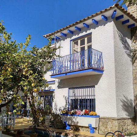 Blue Castle Guesthouse Malaga Bagian luar foto