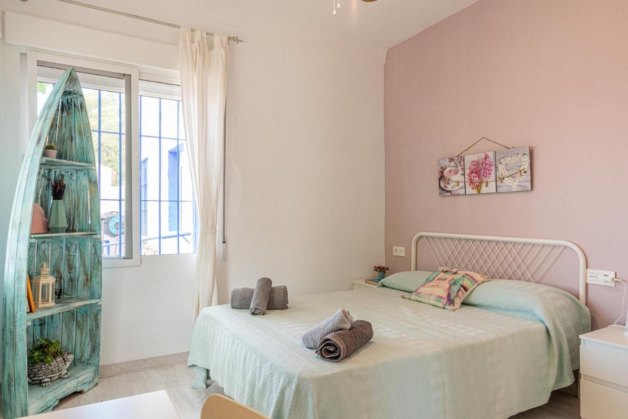 Blue Castle Guesthouse Malaga Bagian luar foto